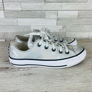 silver converse size 6